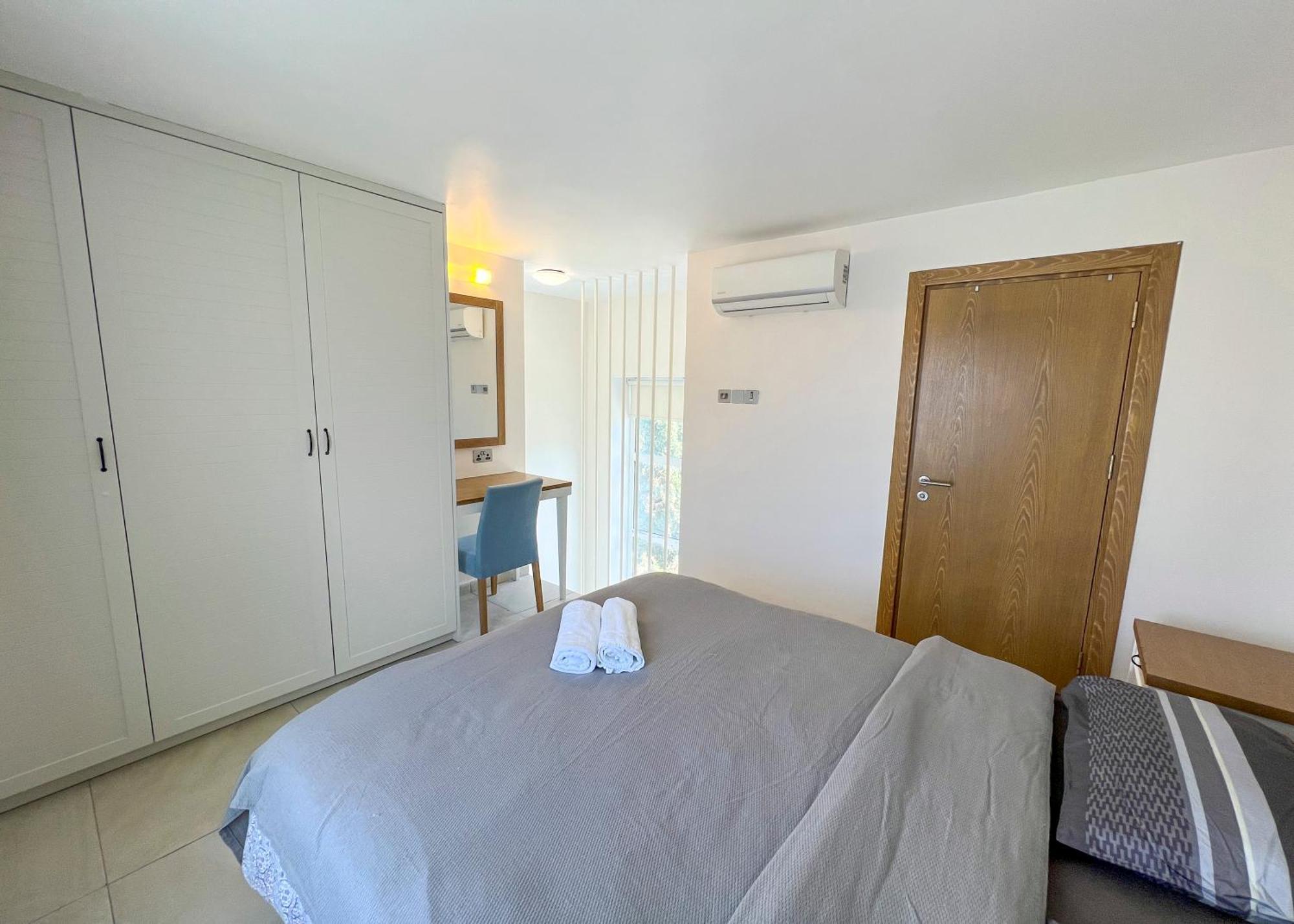 Garden Loft Apt With Pool In Alsancak Kyrenia Kerínia Kültér fotó